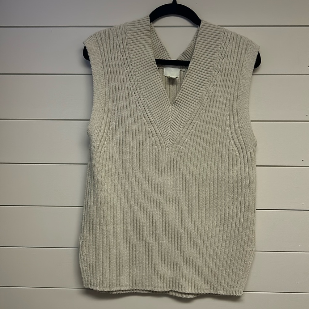 H&M Sweater Vest